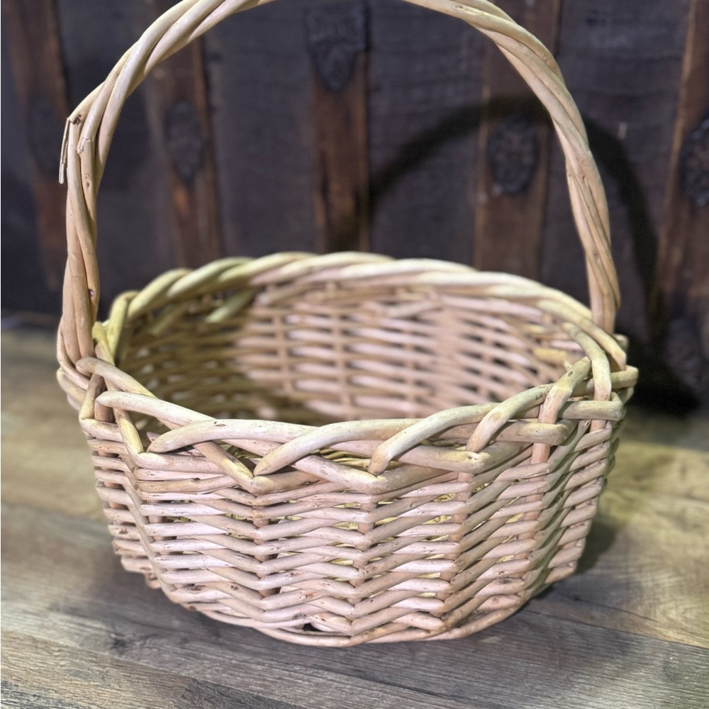 Rustic Tan Woven Basket with Handle